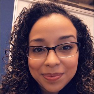 Meet your Posher, Angelica